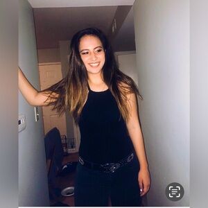 Meet your Posher, Ally